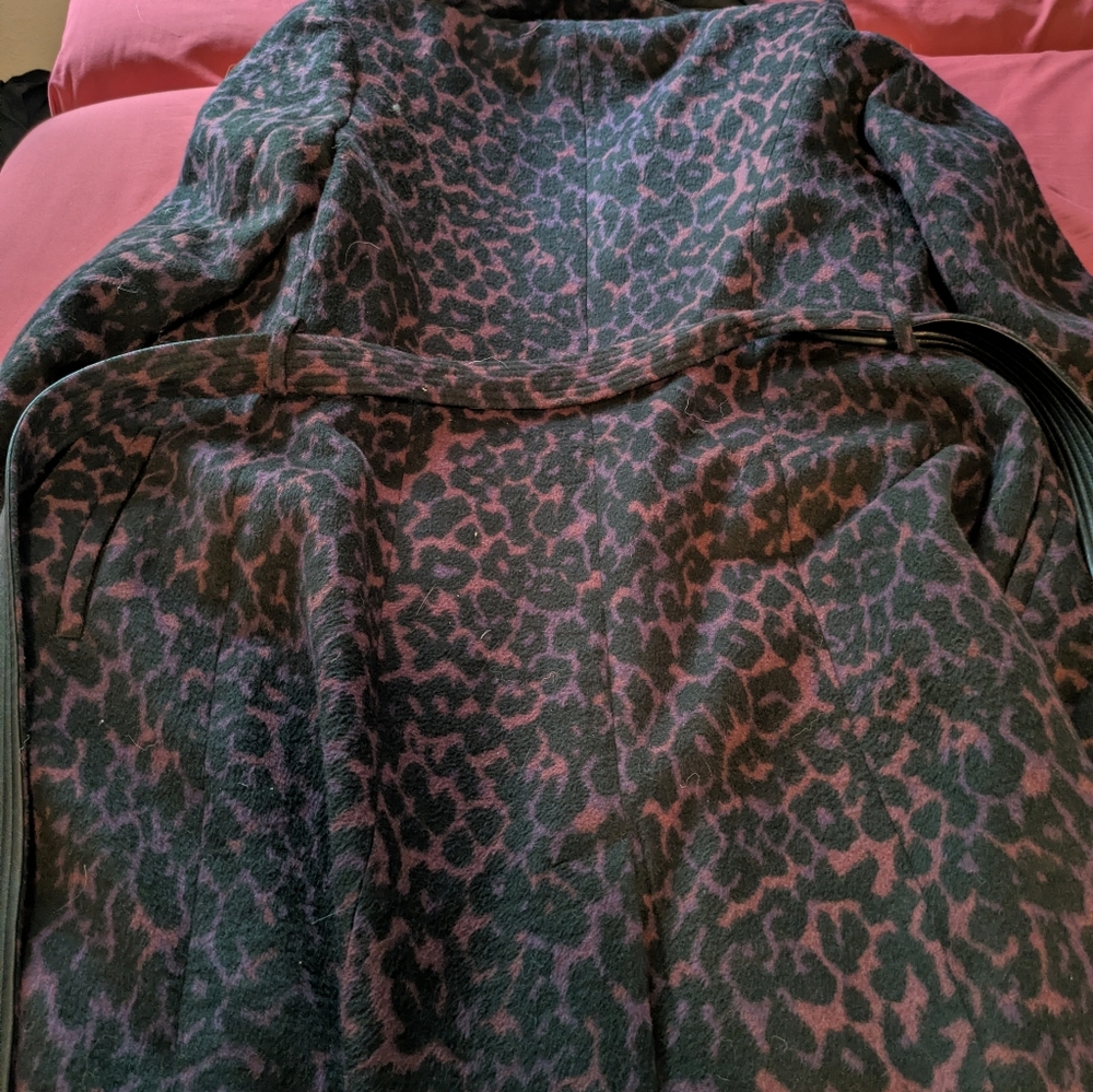 Badgley Mischka Purple And Black Midi Leopard Coat With Removable Faux Fur Trim - Picture 4 of 4